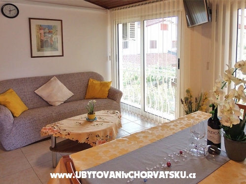 Apartments Marie - Pore Croatia