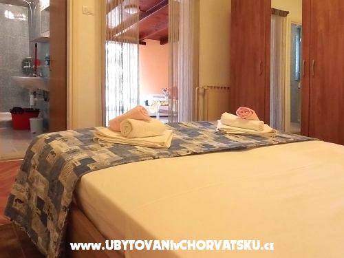 Apartments Marie - Pore Croatia