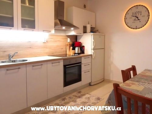 Apartments Marie - Pore Croatia