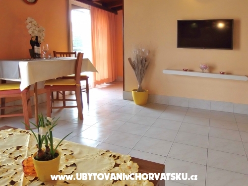 Apartments Marie - Pore Croatia
