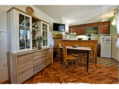 Apartmaji Funtana - Pore Hrvaka