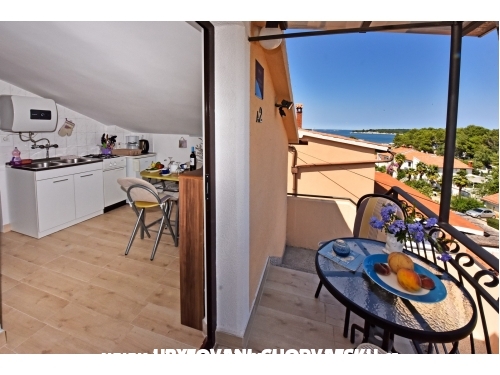 Apartmaji Funtana - Pore Hrvaka