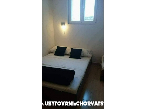 Apartmány 7 m od mora - Primošten Chorvátsko