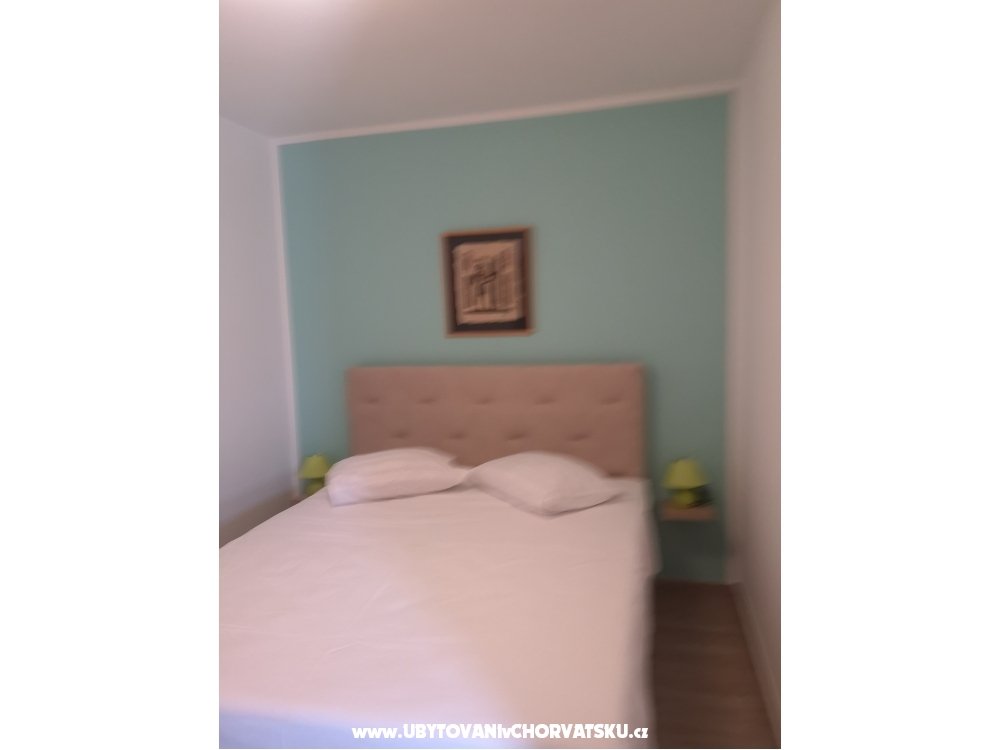 Apartmani 10 metara od mora - Primoten Hrvatska