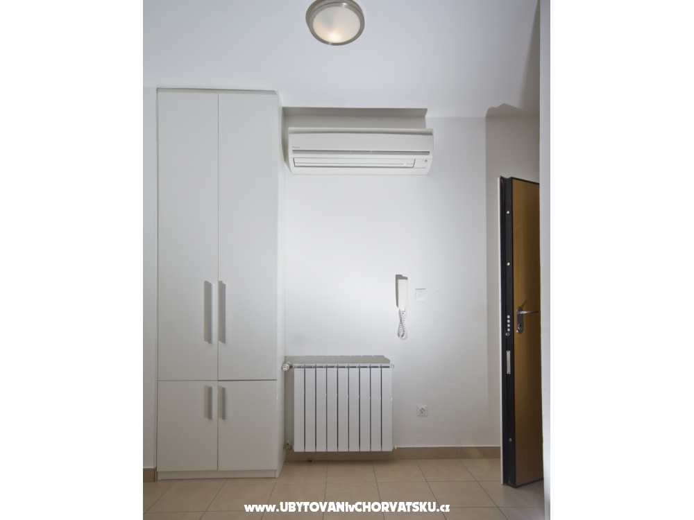 Apartmny Nada - Primoten Chorvtsko