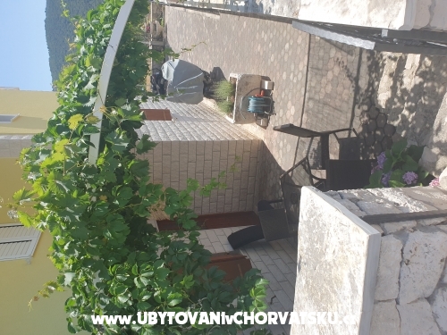 Appartements Vinko Banovac - Primošten Croatie