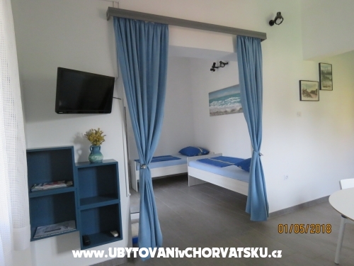Apartments Mira - Privlaka Croatia