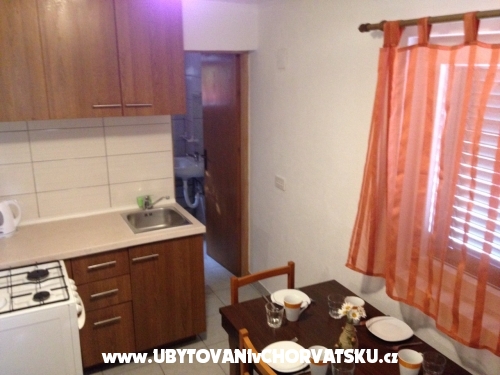 Apartments IvaMar - Privlaka Croatia