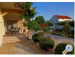 Appartements Lantana - Privlaka Kroatien