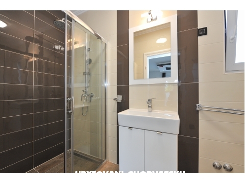 Apartmanok Liljana Ledinko - Privlaka Horvtorszg