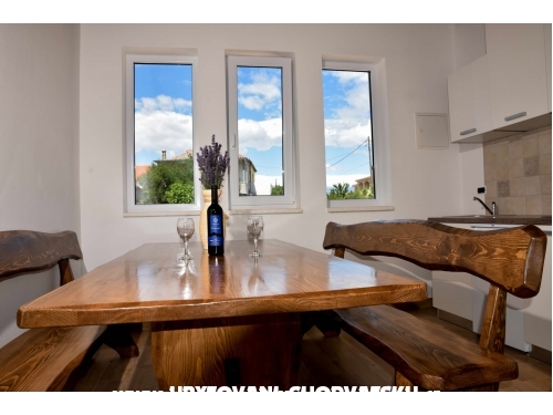Apartmanok Liljana Ledinko - Privlaka Horvtorszg