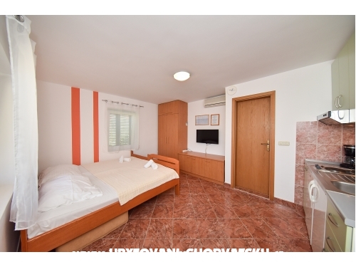 Apartmanok Liljana Ledinko - Privlaka Horvtorszg