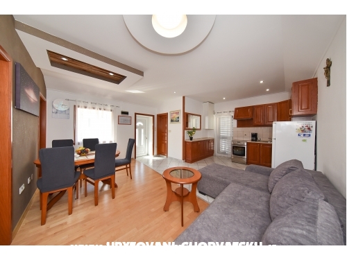 Apartmanok Liljana Ledinko - Privlaka Horvtorszg