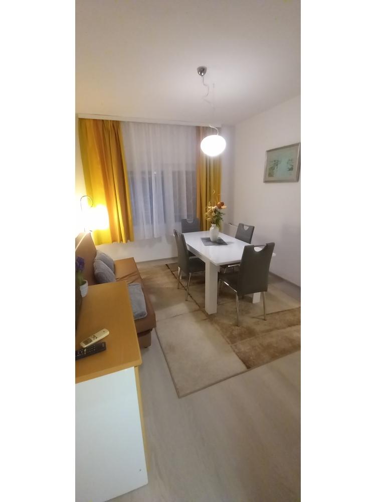 App. Oleandro***/App-studio Jasna* - Pula Croatia