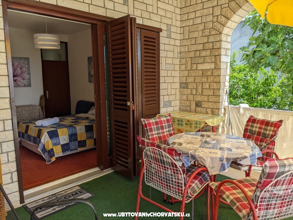 Apartmanok avar - ostrov Rab Horvtorszg