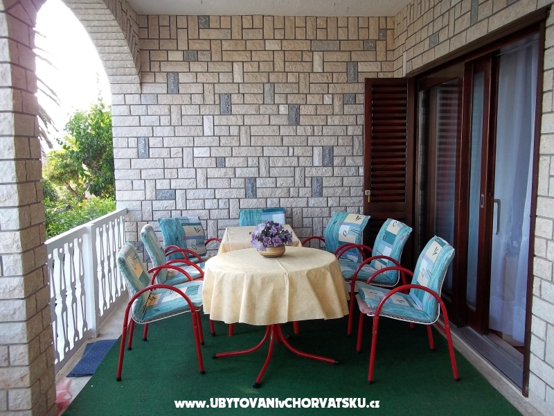 Apartmanok avar - ostrov Rab Horvtorszg