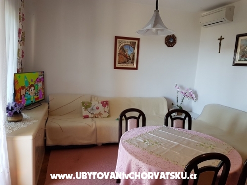 Apartmanok avar - ostrov Rab Horvtorszg