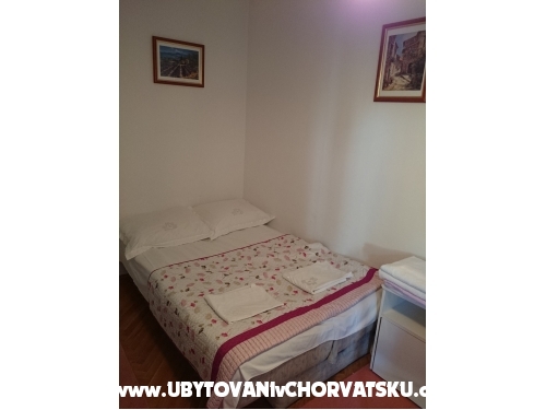 Apartmanok avar - ostrov Rab Horvtorszg
