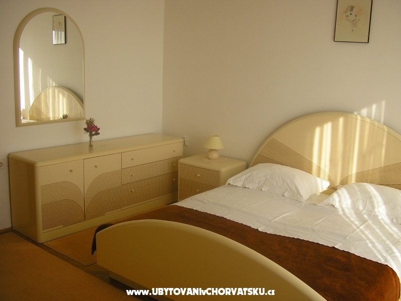 Apartmanok avar - ostrov Rab Horvtorszg