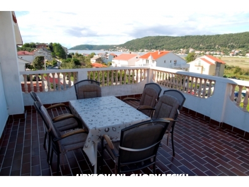 Apartmanok Mira i Nikolina Jaka - ostrov Rab Horvtorszg