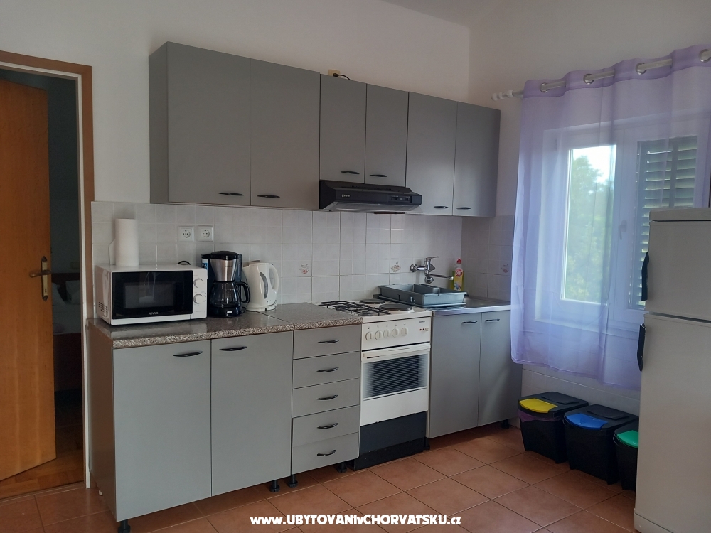 Appartements Mira - ostrov Rab Kroatien