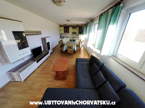 Apartmny Piuljan - ostrov Rab Chorvtsko