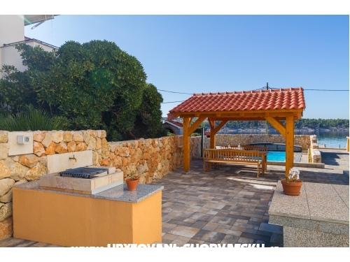 Apartmanok Villa Seka pool &amp; sauna - ostrov Rab Horvátország