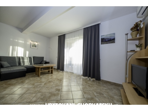 APARTMANI DEBELI - ostrov Rab Croatie
