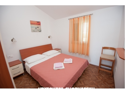 Apartments Ban - Rogoznica Croatia