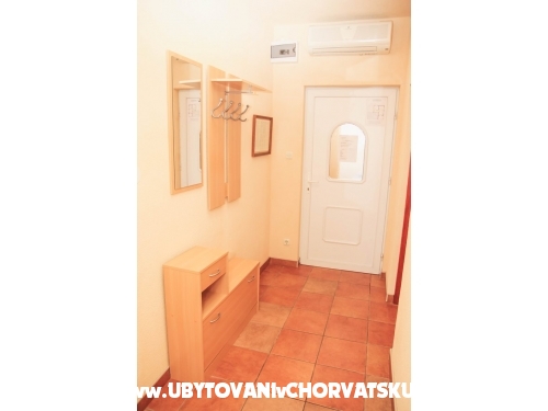 Apartments Bartoli - Rogoznica Croatia
