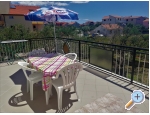 Apartmani Doris - Rogoznica Hrvatska