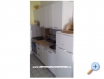 Appartements Jakeli - Rogoznica Kroatien