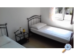 Appartements Jakeli - Rogoznica Kroatien
