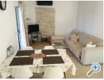 Appartements Jakeli - Rogoznica Kroatien