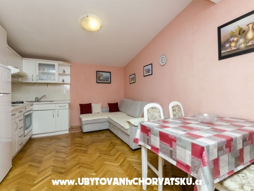 Apartamenty Juric - Rogoznica Chorwacja