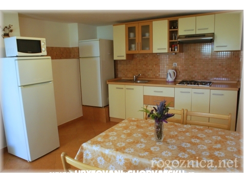 Apartments Karabati - Rogoznica Croatia