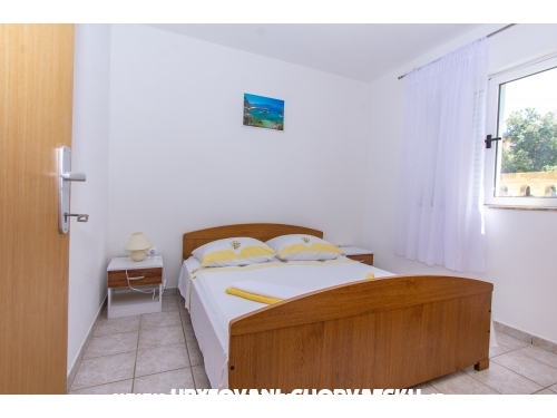 Apartments Mia - Rogoznica Croatia