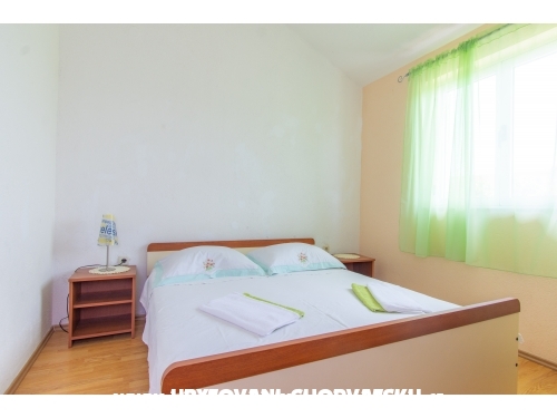 Apartments Mia - Rogoznica Croatia