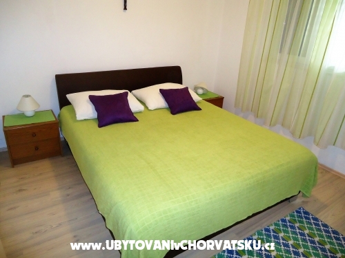 Apartments Nives - Rogoznica Croatia