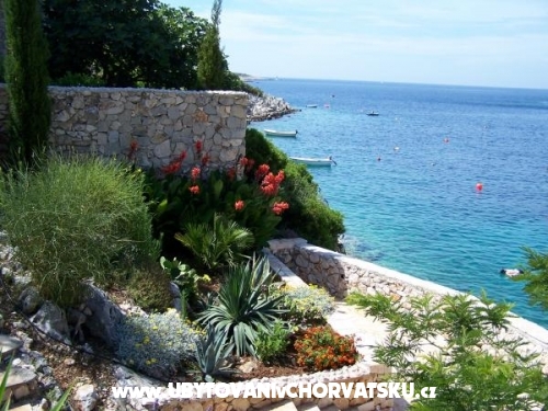 Appartements Raanj (Appartements Soldi) - Rogoznica Kroatien