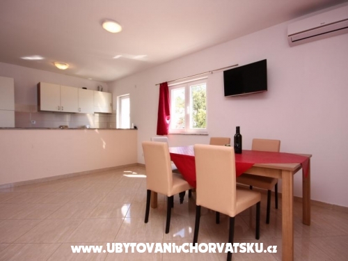 Villa Apartments Šimac - Rogoznica Croatia
