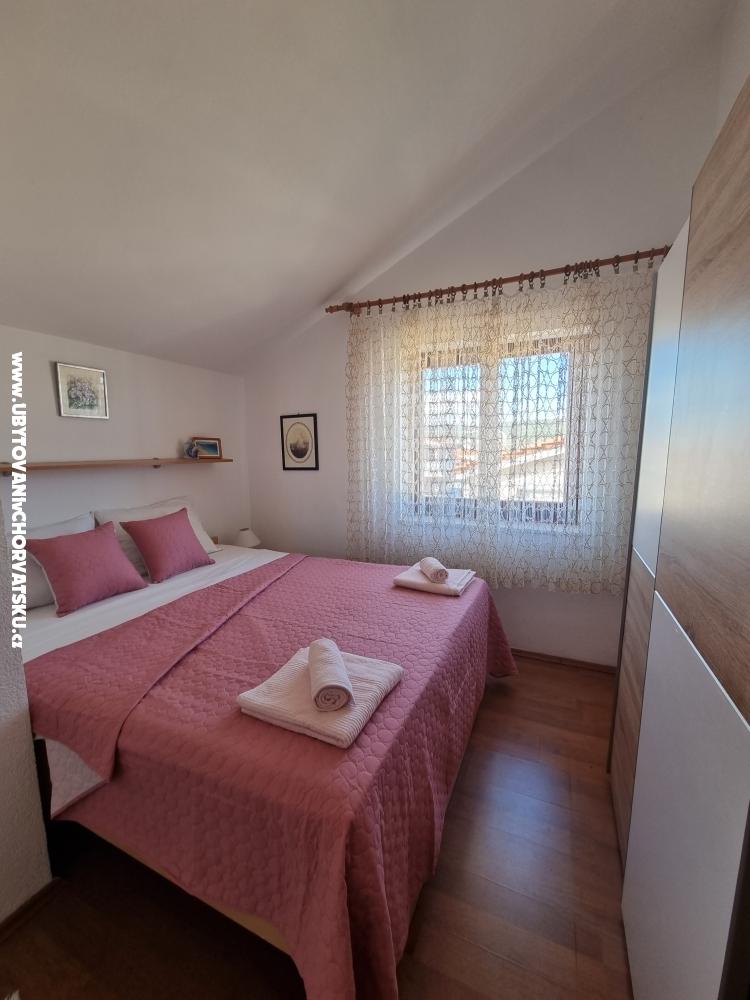 Apartments Vedrana - Rogoznica Croatia
