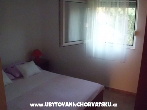 Apartments Vesna - Rogoznica Croatia