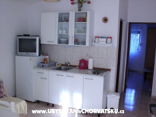 Apartamenty Vesna - Rogoznica Chorwacja