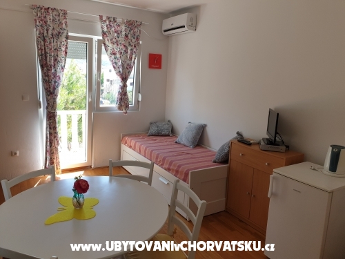 Apartmanok Crnjac - Rogoznica Horvátország