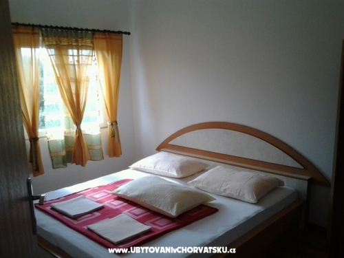 Appartements Kreimir OD 30 EUR - Rogoznica Croatie