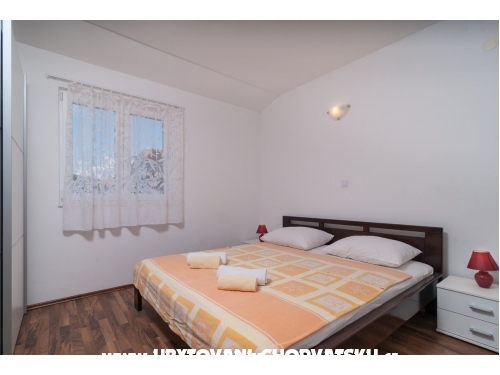 Apartments ELLE - Rogoznica Croatia