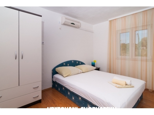Apartments ELLE - Rogoznica Croatia
