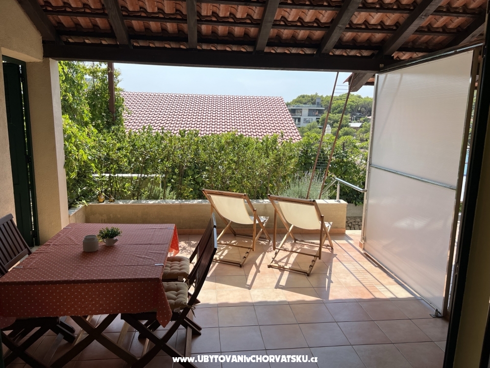 Apartmani Jakov - Rogoznica Hrvatska