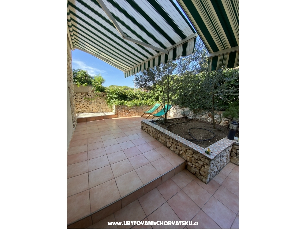 Apartmani Jakov - Rogoznica Hrvatska